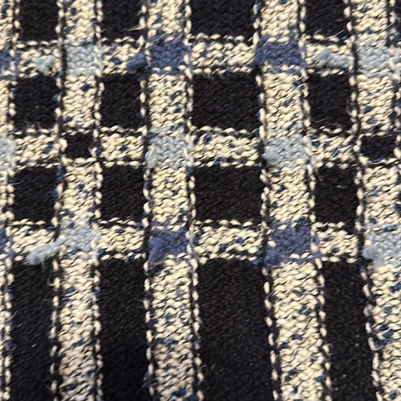 Talbots Sweater- Size M- Navy blue is the Base color with other colors - Picture 3 of 8